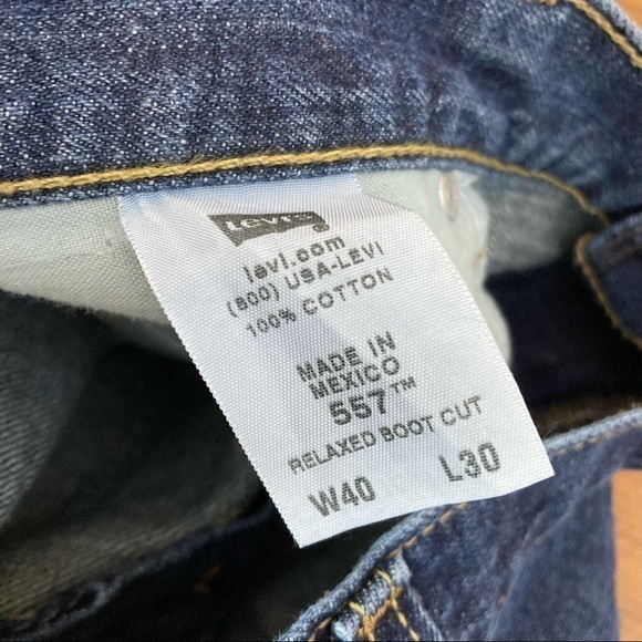 Levi's 557 Relaxed Boot Cut Jeans Size 40x30 - Picture 9 of 10